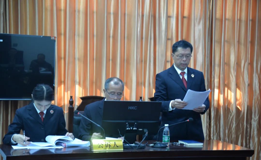 嘉禾县人民检察院依法起诉的一起非法倾倒铝灰致环境污染案开庭审理